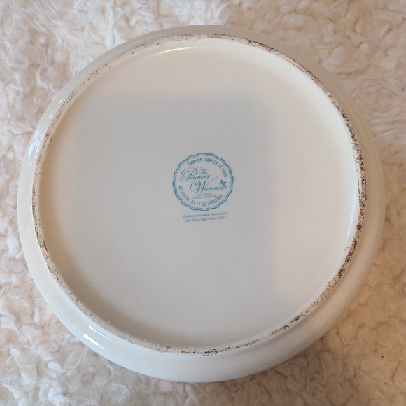 pioneer woman • mazie large oven-safe bowl - Picture 6 of 7